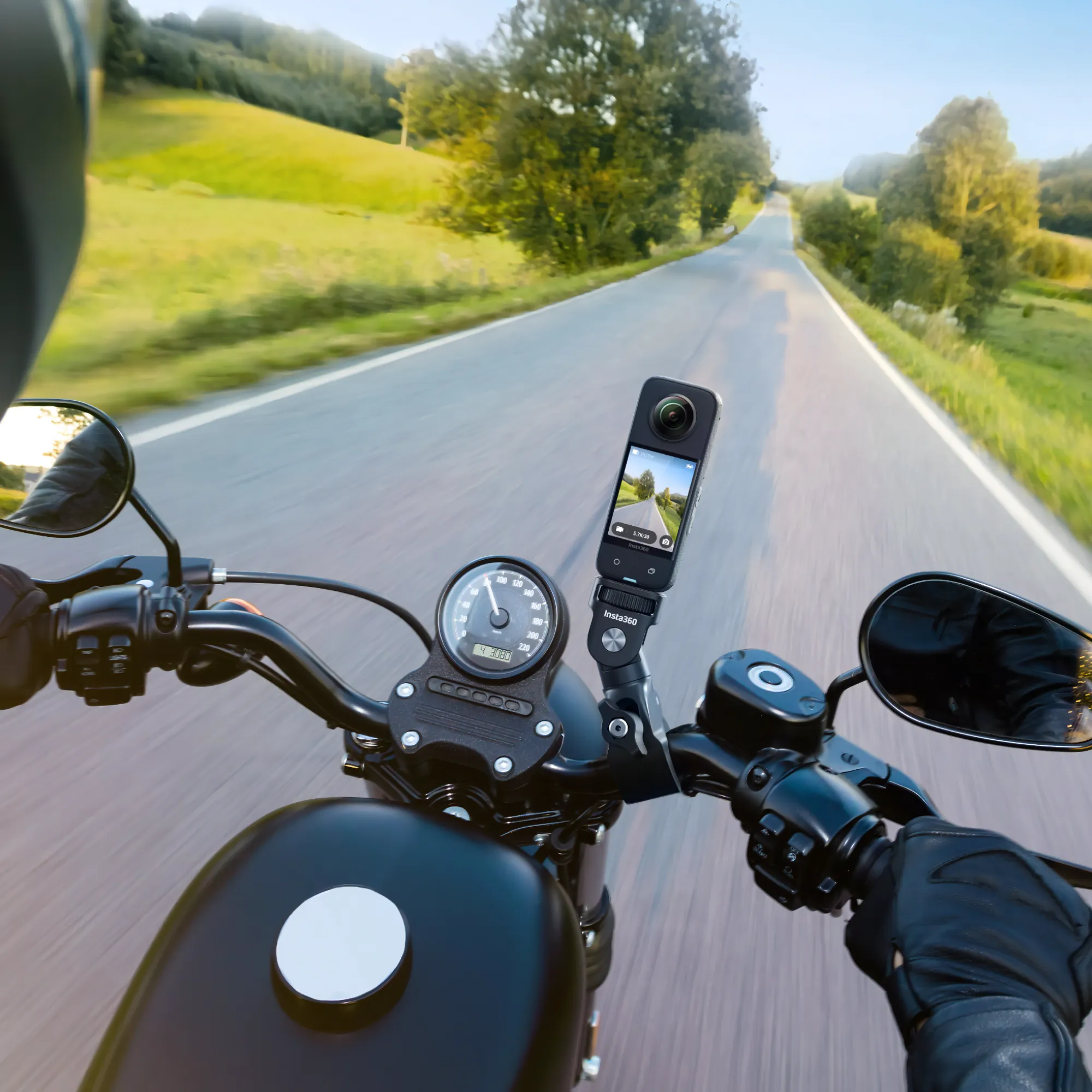 Insta360 Kit Moto (standard) - immagine 2